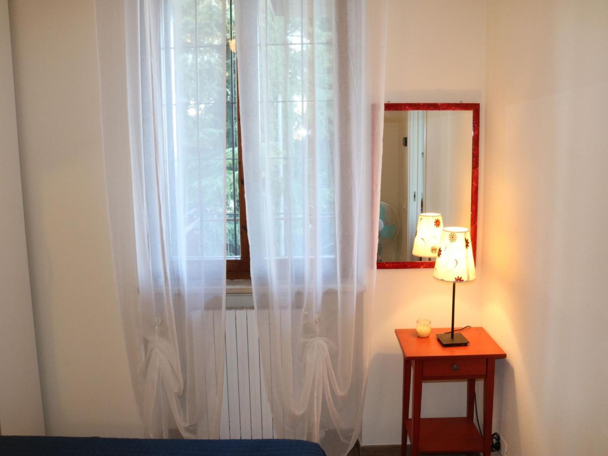 Enticing Holiday Home In Lazise With Swimming Pool Eksteriør billede